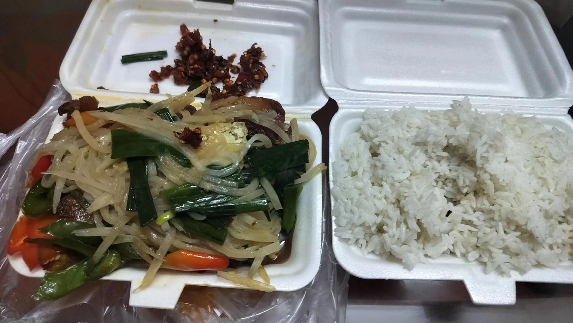 保定快餐怎么选才不踩雷？莲池区这家店把“简餐”吃出了仪式感